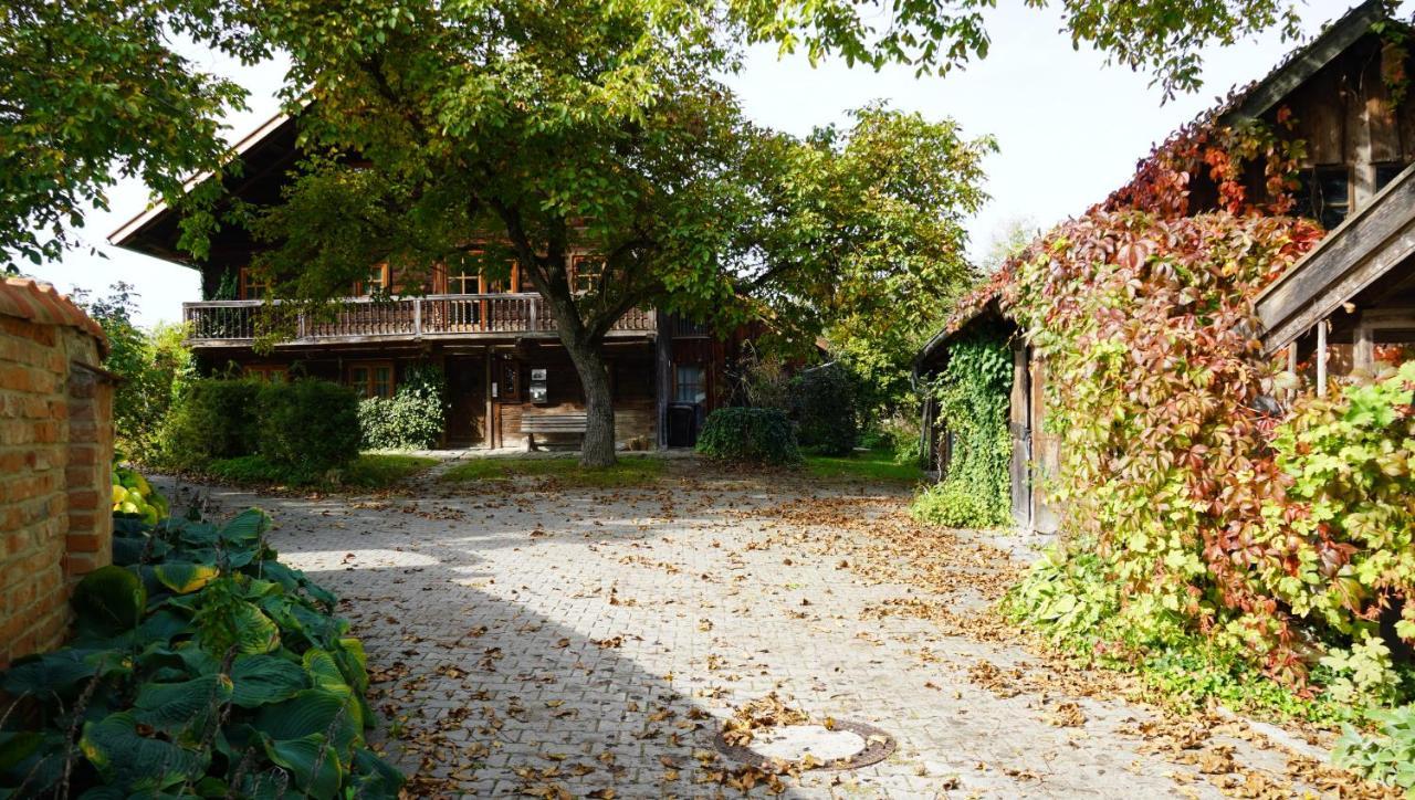 Das Neukirchen Inn Neuburg am Inn Exterior foto